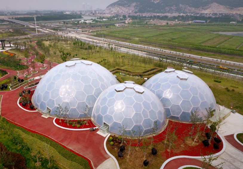 膜結構建筑的特點：環(huán)保節(jié)能、防火抗震、自潔功能
